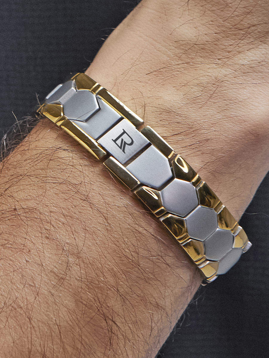 Купить золотистый мужской лечебный магнитный браслет на руку от давления Luxorium Релакс Gold