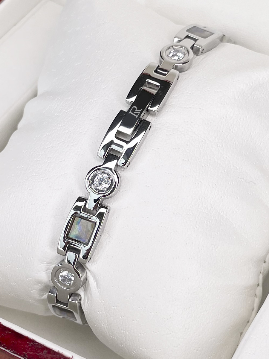 Luxorium Чероки Silver - купить стальной лечебный магнитный браслет на руку от давления женский