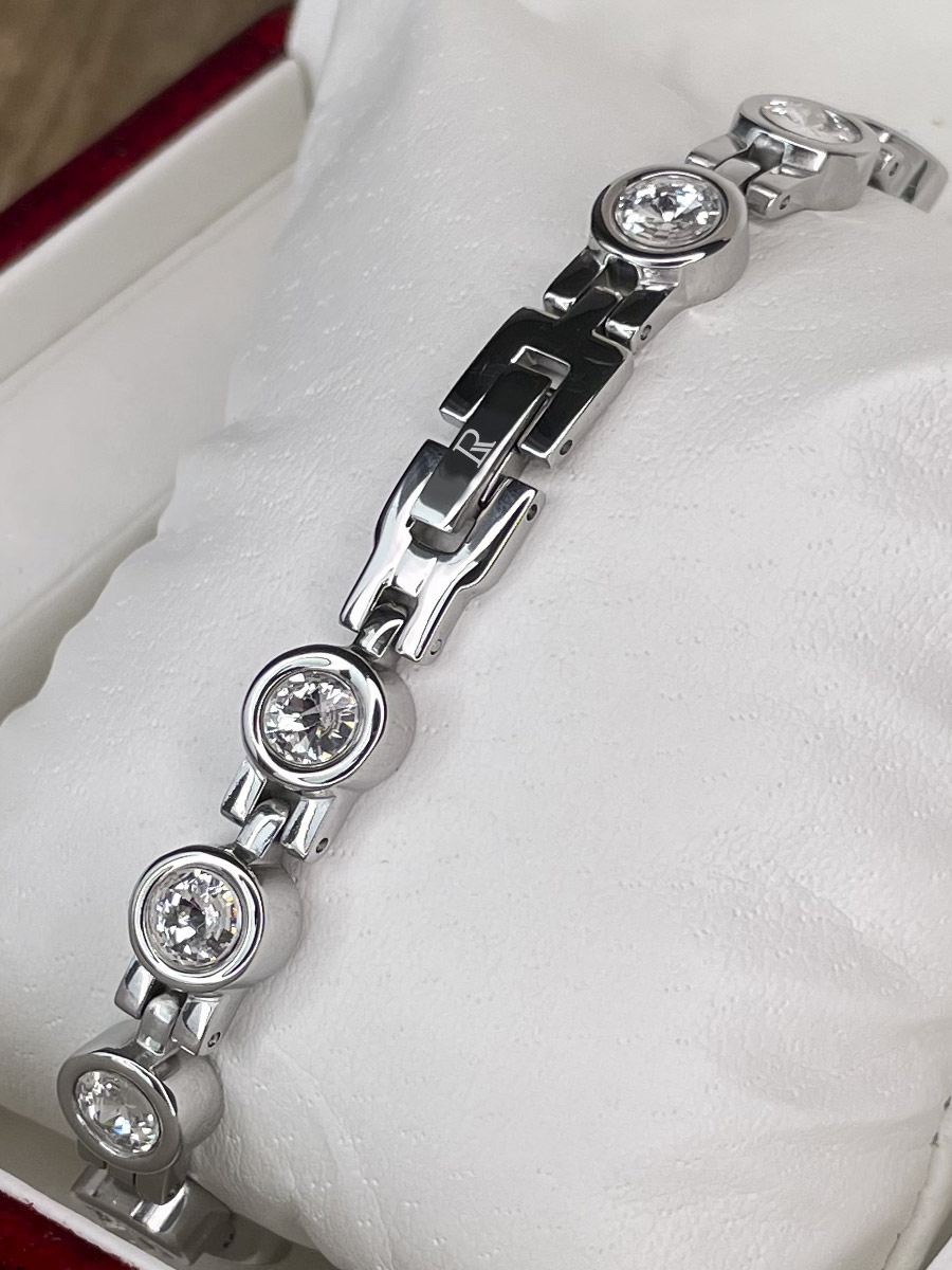 Купить женский лечебный магнитный браслет на руку от давления Luxorium Донателла Silver